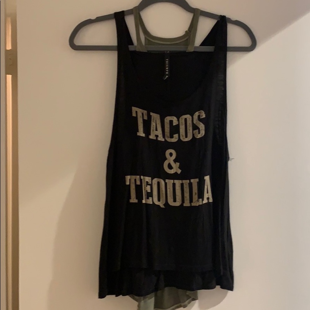 Graphic tank